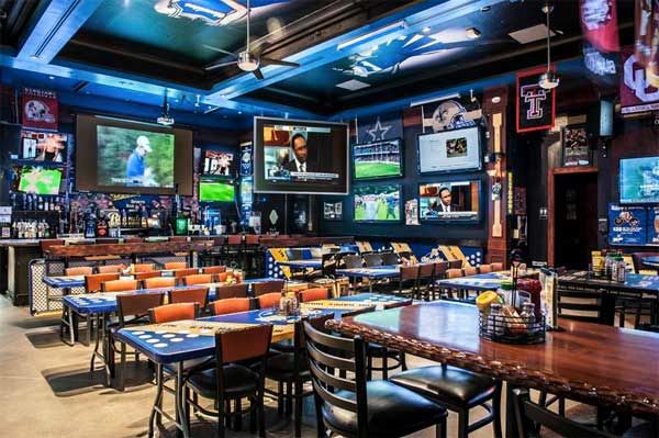 Blondies Sports Bar & Grill - Booking night Disco hotel Pubs
